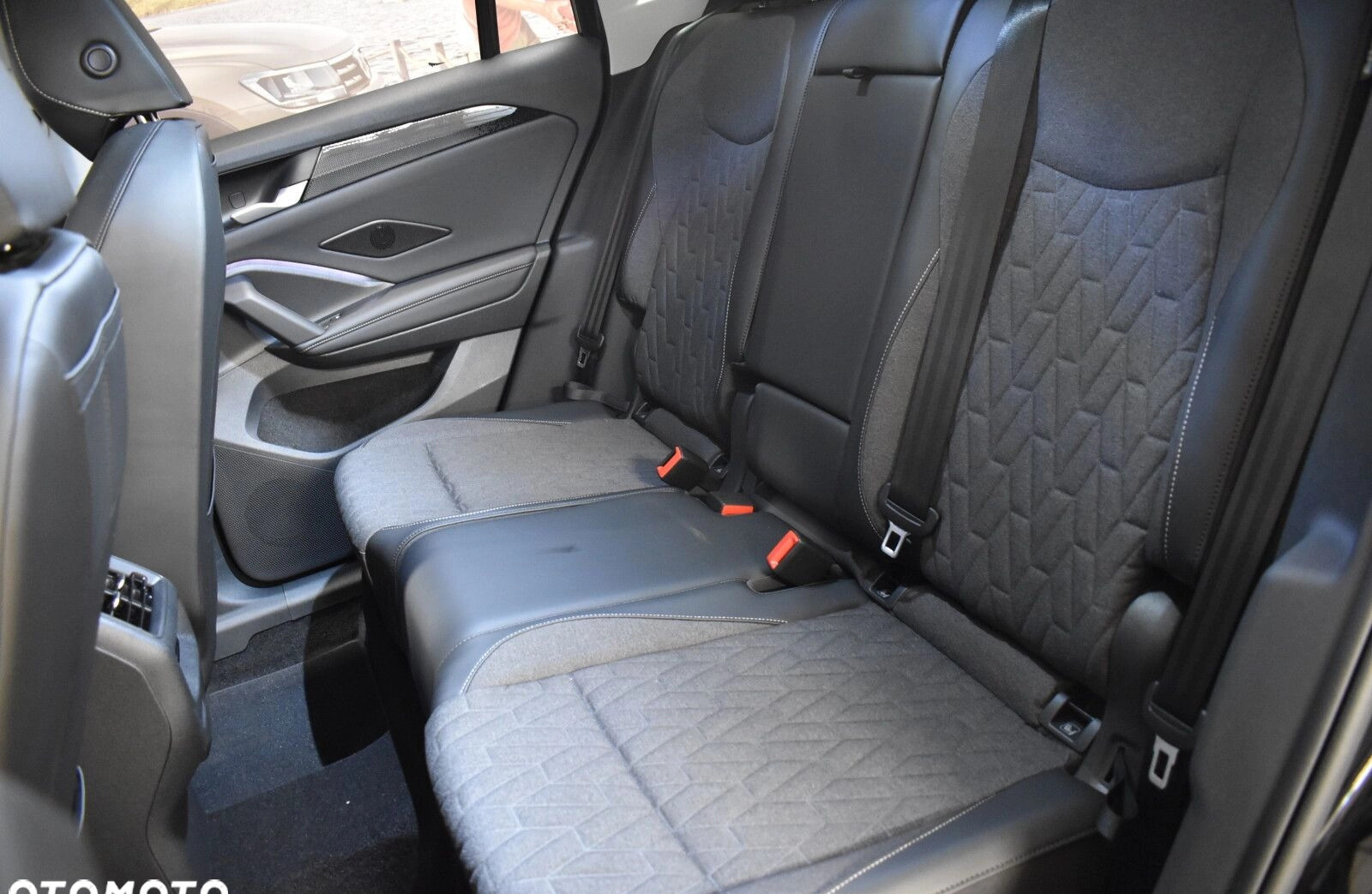 Volkswagen Tiguan cena 177000 przebieg: 1, rok produkcji 2024 z Wołomin małe 436